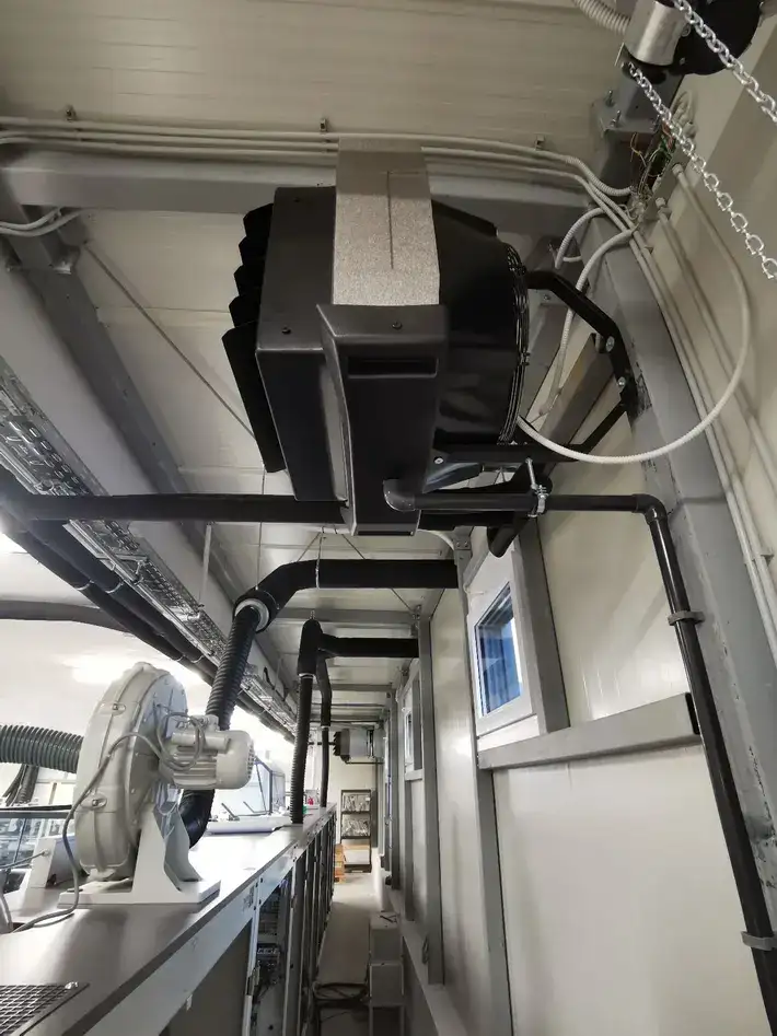 Leo cool heating and chilled water unit installation picture Flexiheat UK